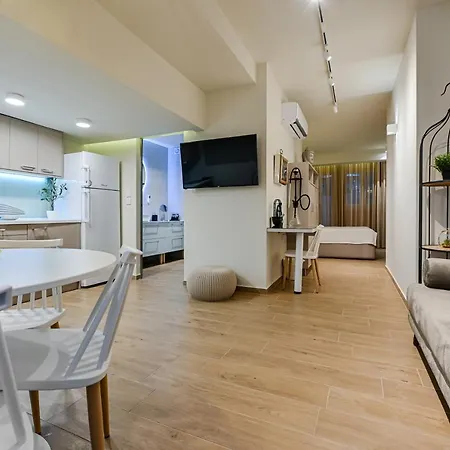 Blackhaus * 테살로니키