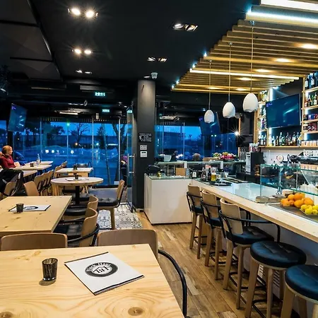 Blackhaus * Tessalónica