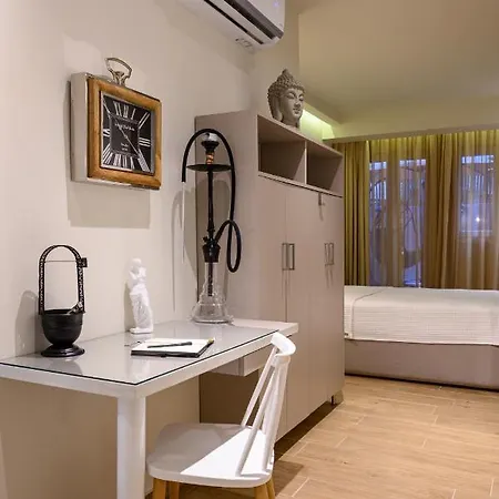 Blackhaus Apartman *